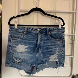American Eagle High Rise Shortie short
